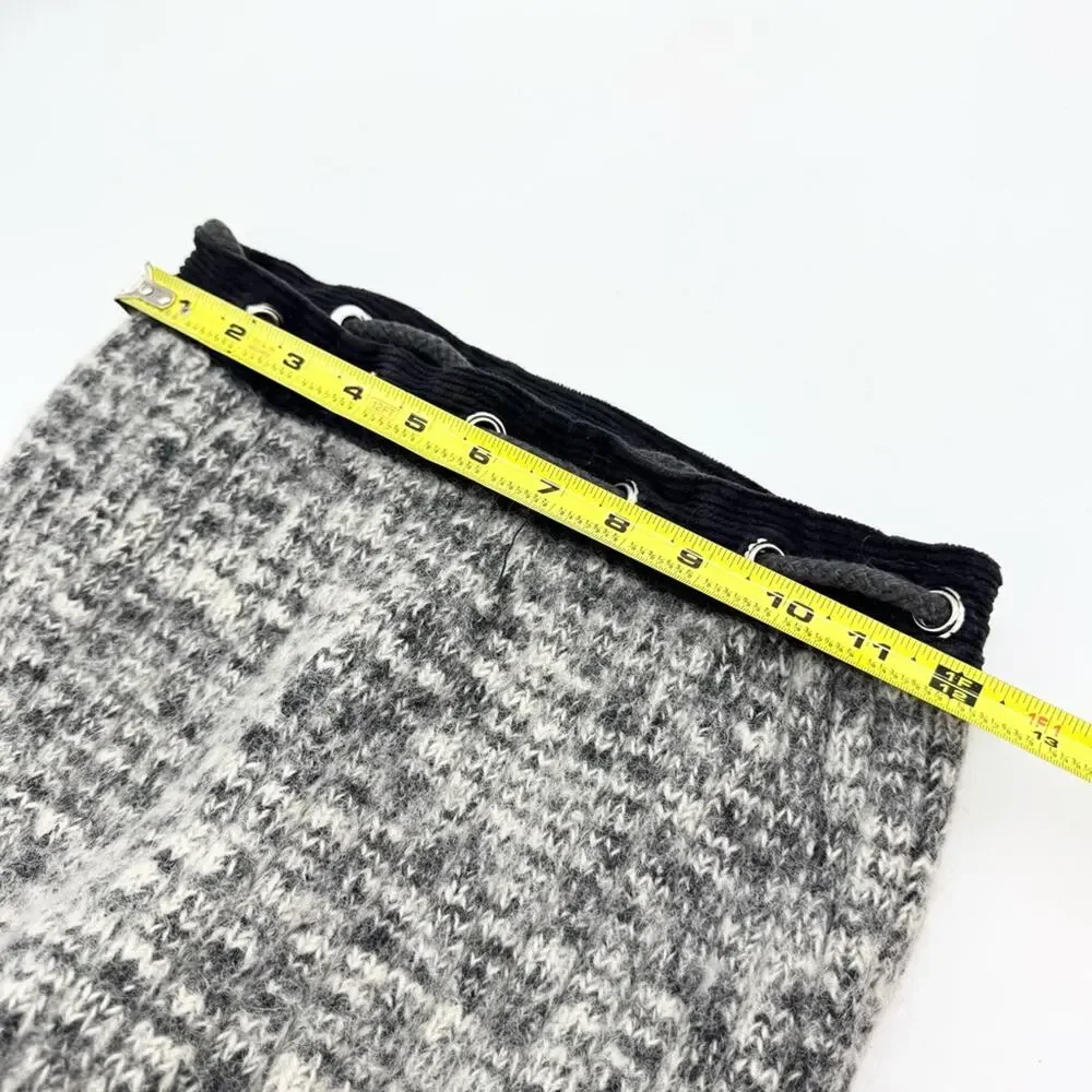 Y2K Artsy Boho‎ Hippie Knit Wool Drawstring Backpack Bag Grey/Black - Medium